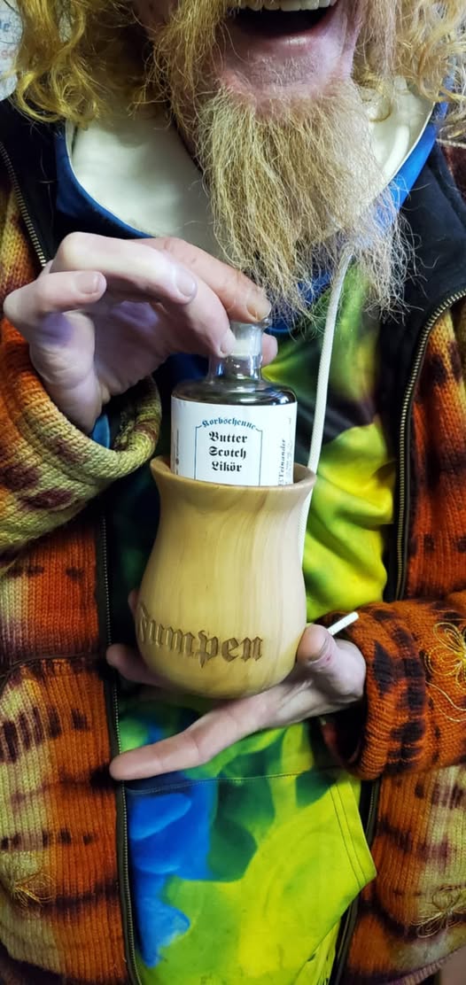 Fumpen mit Likör bis max. 29 % - limitierter Fussel-Humpen